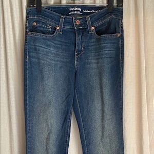 Signature by Levi Strauss